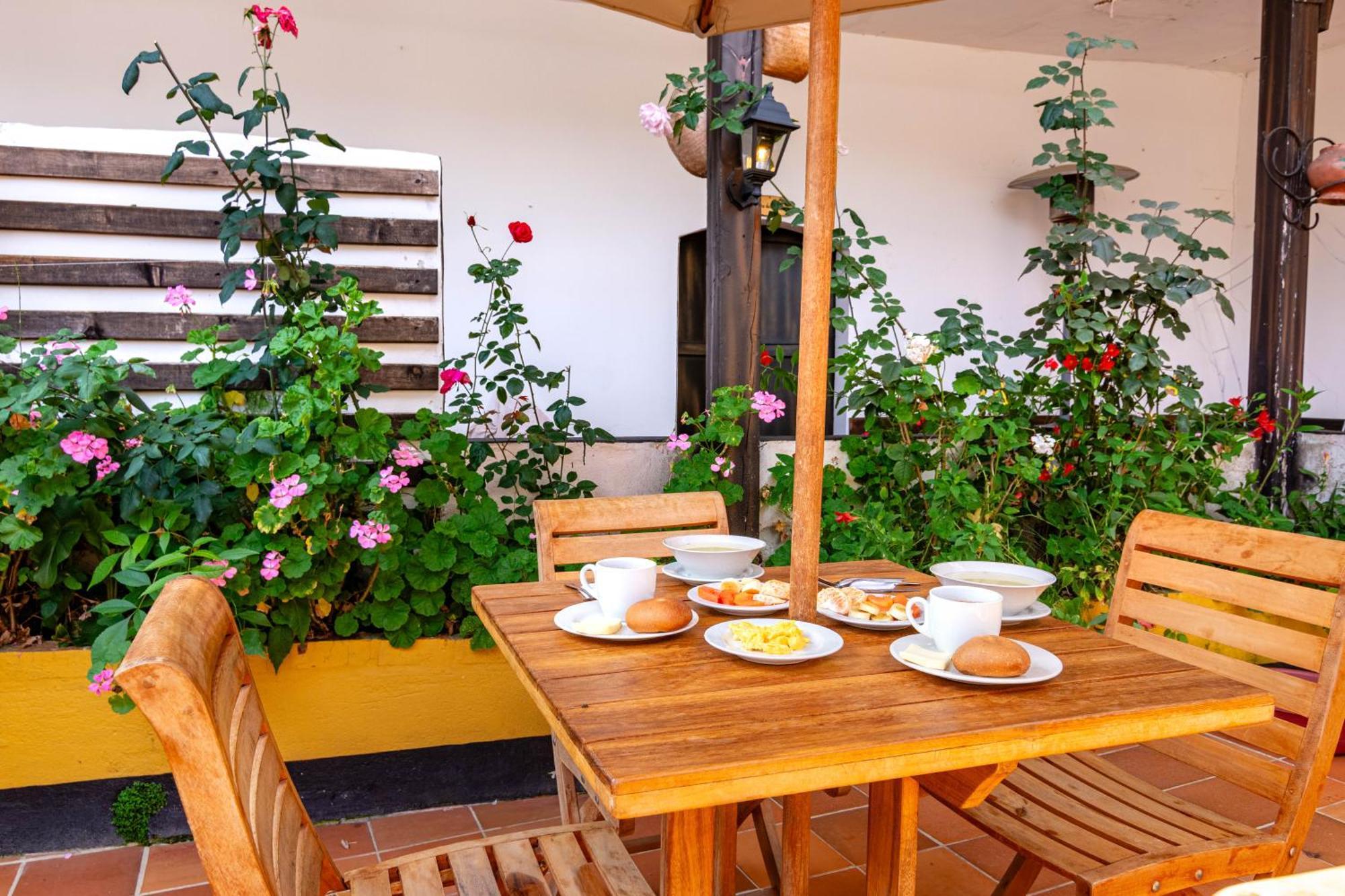 Hotel Casa Del Colibri Guican Екстериор снимка