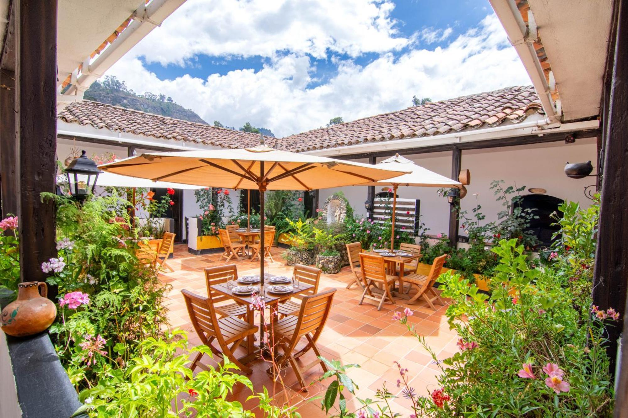 Hotel Casa Del Colibri Guican Екстериор снимка