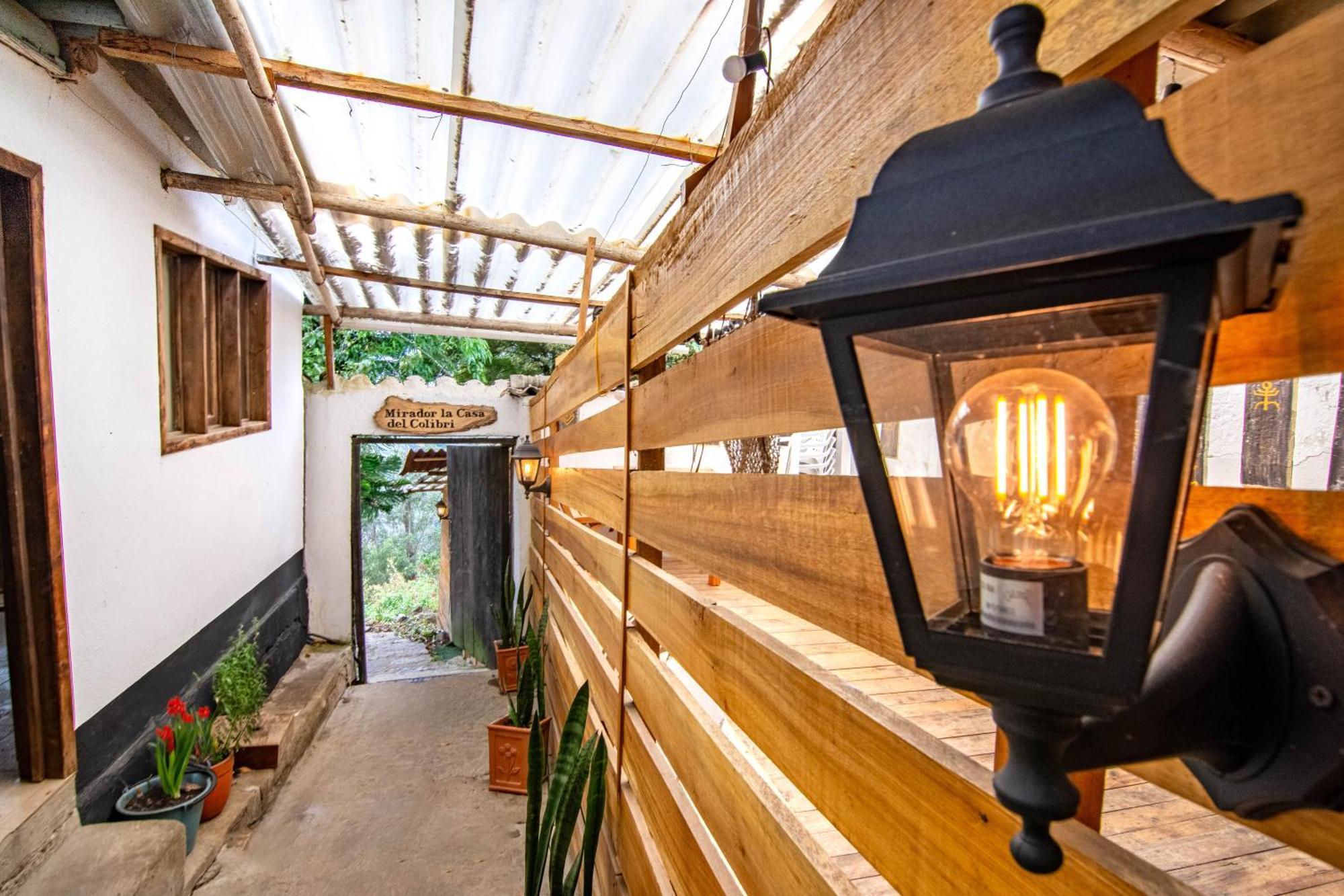 Hotel Casa Del Colibri Guican Екстериор снимка